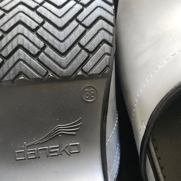 Dansko shoe - Picture 3 of 5